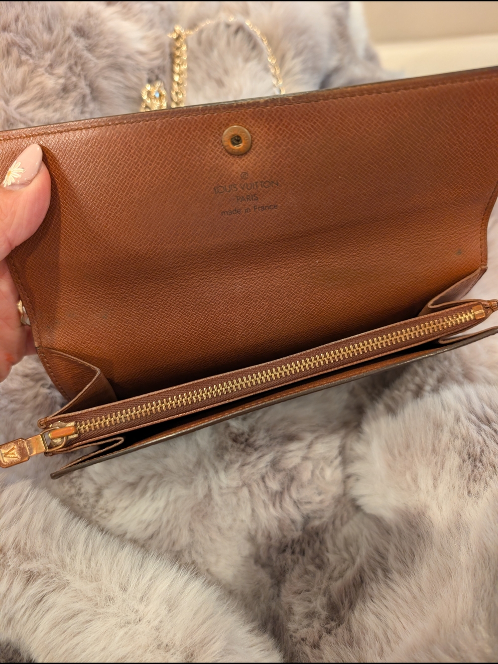 Louis Vuitton Monogram Canvas Chain Crossbody - Brown & Gold - Picture 2 of 3